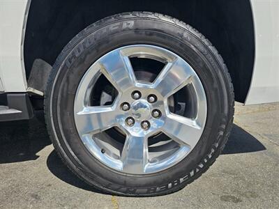 2018 Chevrolet Suburban LT - Photo 17 - Ontario, CA 91761