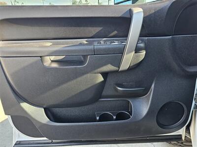 2011 Chevrolet Silverado 2500HD LT   - Photo 19 - Ontario, CA 91761