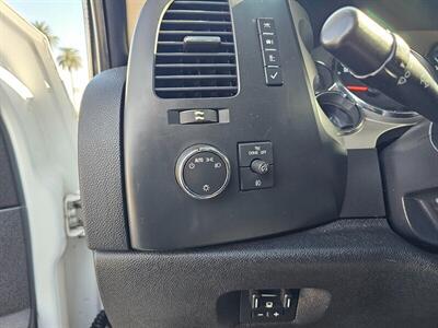 2011 Chevrolet Silverado 2500HD LT   - Photo 21 - Ontario, CA 91761