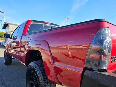 2012 Toyota Tacoma PreRunner V6 w/Backup Camera   - Photo 12 - Ontario, CA 91761