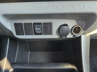2012 Toyota Tacoma PreRunner V6 w/Backup Camera   - Photo 27 - Ontario, CA 91761