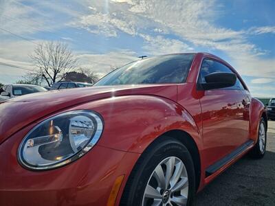 2017 Volkswagen Beetle 1.8T S   - Photo 11 - Ontario, CA 91761