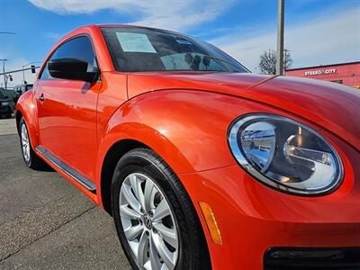 2017 Volkswagen Beetle 1.8T S   - Photo 10 - Ontario, CA 91761
