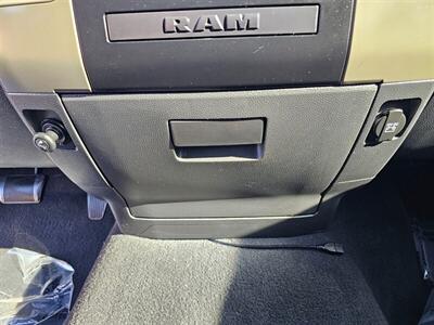 2009 Dodge Ram 1500 ST   - Photo 24 - Ontario, CA 91761