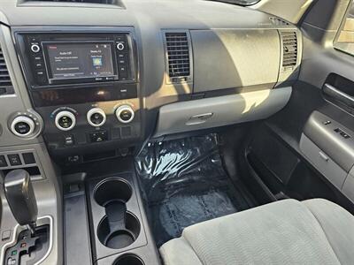 2015 Toyota Sequoia SR5   - Photo 33 - Ontario, CA 91761