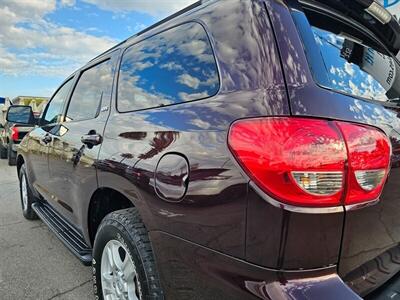 2015 Toyota Sequoia SR5   - Photo 11 - Ontario, CA 91761