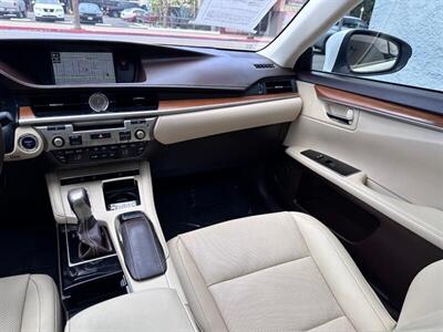 2018 Lexus ES 300h   - Photo 19 - Ontario, CA 91761