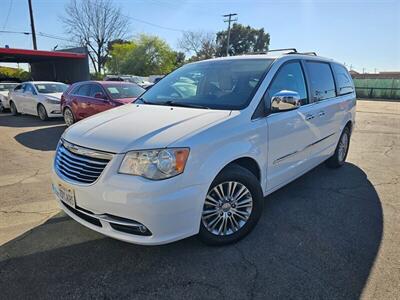 2014 Chrysler Town and Country Touring-L   - Photo 2 - Ontario, CA 91761