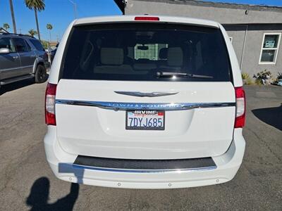 2014 Chrysler Town and Country Touring-L   - Photo 5 - Ontario, CA 91761