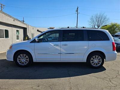 2014 Chrysler Town and Country Touring-L   - Photo 3 - Ontario, CA 91761