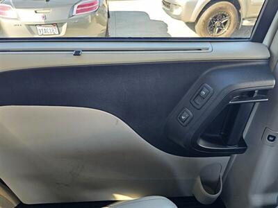 2014 Chrysler Town and Country Touring-L   - Photo 28 - Ontario, CA 91761