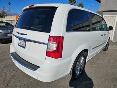 2014 Chrysler Town and Country Touring-L   - Photo 6 - Ontario, CA 91761