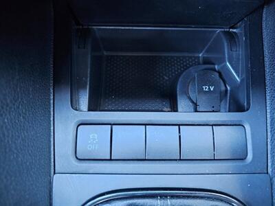 2013 Volkswagen Golf R 4Motion w/Sunroof & Navi   - Photo 26 - Ontario, CA 91761