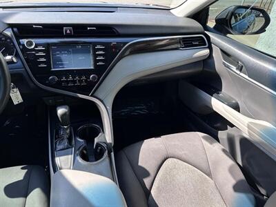 2018 Toyota Camry LE   - Photo 18 - Ontario, CA 91761
