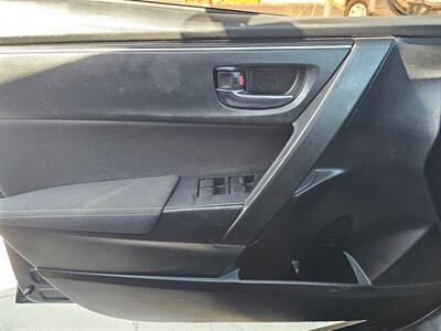 2019 Toyota Corolla LE   - Photo 17 - Ontario, CA 91761