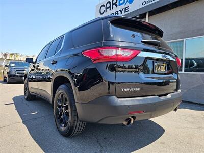 2019 Chevrolet Traverse LT w/Custom Leather   - Photo 4 - Ontario, CA 91761