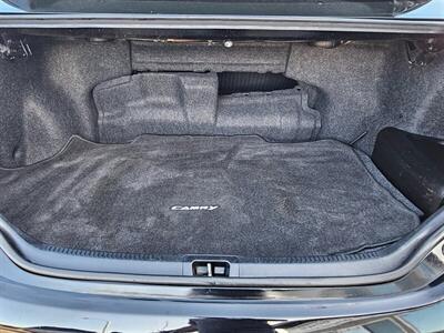 2012 Toyota Camry Hybrid XLE   - Photo 37 - Ontario, CA 91761