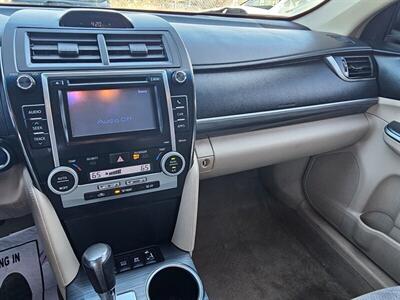 2012 Toyota Camry Hybrid XLE   - Photo 32 - Ontario, CA 91761