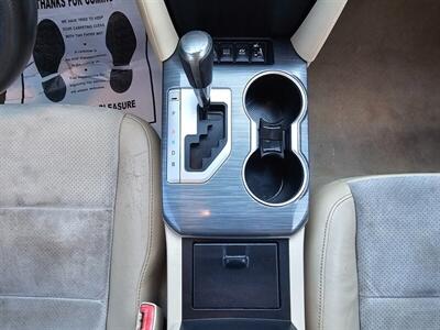 2012 Toyota Camry Hybrid XLE   - Photo 33 - Ontario, CA 91761