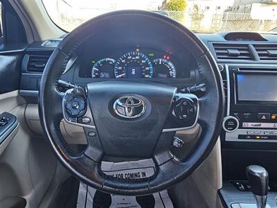 2012 Toyota Camry Hybrid XLE   - Photo 30 - Ontario, CA 91761
