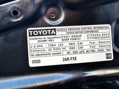 2012 Toyota Camry Hybrid XLE   - Photo 39 - Ontario, CA 91761