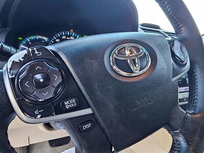 2012 Toyota Camry Hybrid XLE   - Photo 21 - Ontario, CA 91761