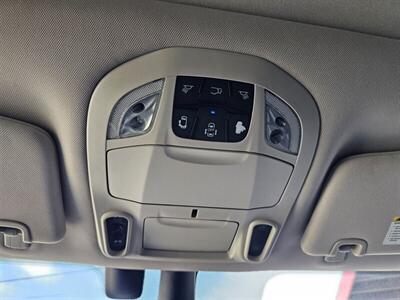 2017 Chrysler Pacifica Limited   - Photo 39 - Ontario, CA 91761