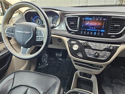 2017 Chrysler Pacifica Limited   - Photo 33 - Ontario, CA 91761