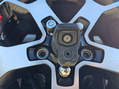 2018 Jeep Wrangler Unlimited Rubicon   - Photo 17 - Ontario, CA 91761