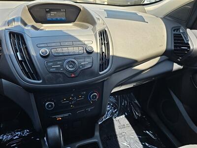 2019 Ford Escape S   - Photo 26 - Ontario, CA 91761