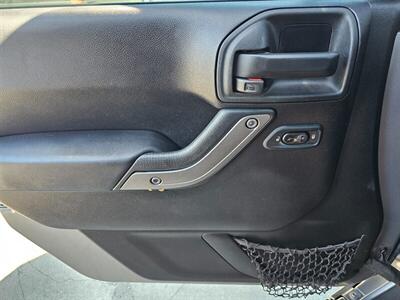 2015 Jeep Wrangler Unlimited Sport 4x4   - Photo 18 - Ontario, CA 91761