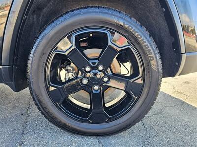 2019 Jeep Grand Cherokee Upland   - Photo 18 - Ontario, CA 91761