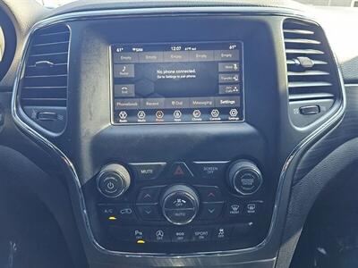 2019 Jeep Grand Cherokee Upland   - Photo 26 - Ontario, CA 91761