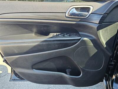 2019 Jeep Grand Cherokee Upland   - Photo 21 - Ontario, CA 91761