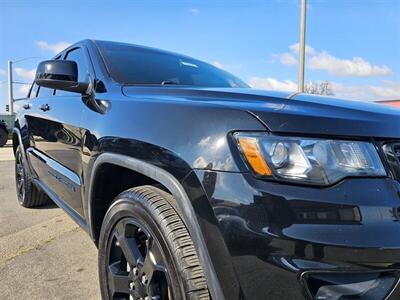 2019 Jeep Grand Cherokee Upland   - Photo 10 - Ontario, CA 91761