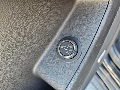 2019 Chevrolet Traverse LT Leather   - Photo 19 - Ontario, CA 91761