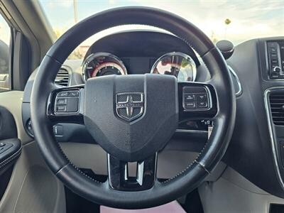 2018 Dodge Grand Caravan SXT - Photo 27 - Ontario, CA 91761