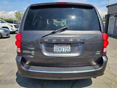2018 Dodge Grand Caravan SXT - Photo 5 - Ontario, CA 91761