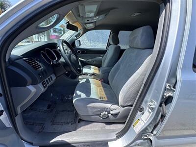 2006 Toyota Tacoma PreRunner V6  SR5 - Photo 12 - Ontario, CA 91761