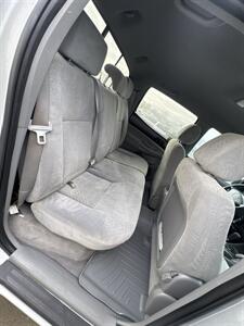 2005 Toyota Tacoma PreRunner V6 4dr Double Cab PreRunner V6   - Photo 6 - Longview, WA 98632