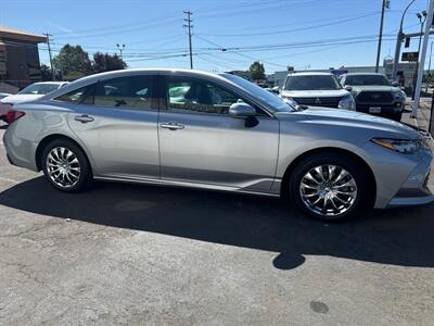 2020 Toyota Avalon XLE   - Photo 4 - Longview, WA 98632