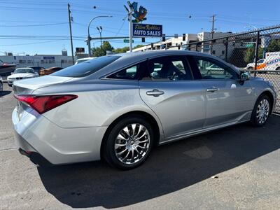 2020 Toyota Avalon XLE   - Photo 3 - Longview, WA 98632