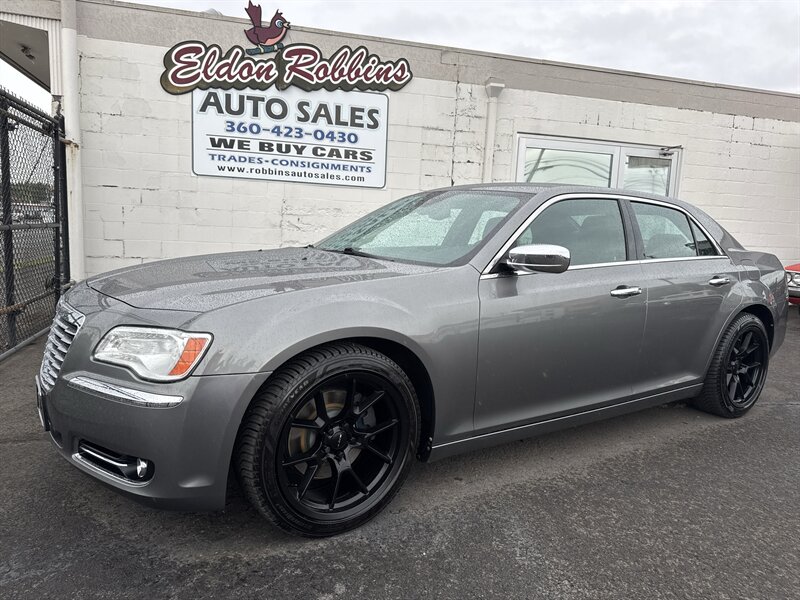 2012 Chrysler 300 C HEMI's photo