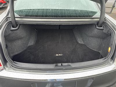 2012 Chrysler 300 C - Photo 7 - Longview, WA 98632