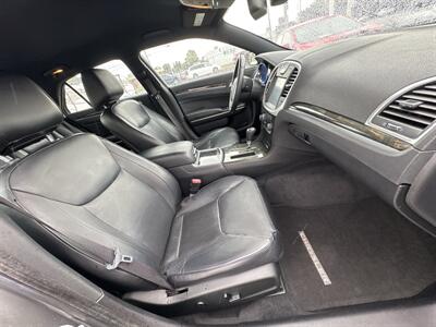 2012 Chrysler 300 C - Photo 4 - Longview, WA 98632