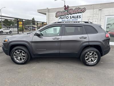2020 Jeep Cherokee Trailhawk - Photo 2 - Longview, WA 98632