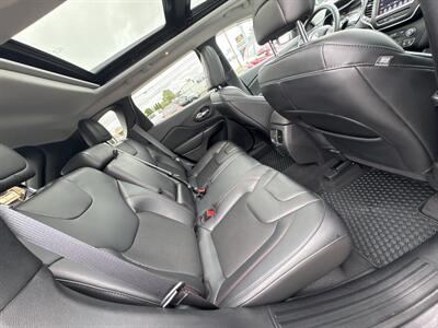 2020 Jeep Cherokee Trailhawk - Photo 6 - Longview, WA 98632