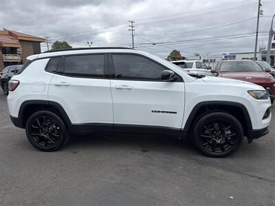 2025 Jeep Compass Latitude   - Photo 4 - Longview, WA 98632