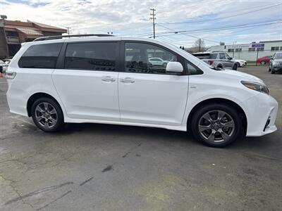 2020 Toyota Sienna SE 7-Passenger   - Photo 4 - Longview, WA 98632