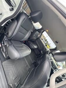 2020 Toyota Sienna SE 7-Passenger   - Photo 6 - Longview, WA 98632